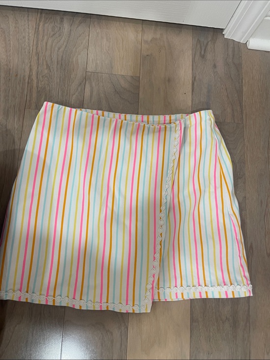 crown & ivy Dresses & Skirts - crown & ivy White Mini Skirt with Shorts underneath.Pink, Yellow & Blue Stripes
